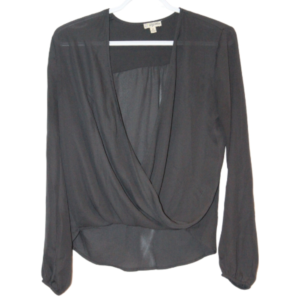 2/$20 🏷 Lily White Black Sheer Top (low front) Size S